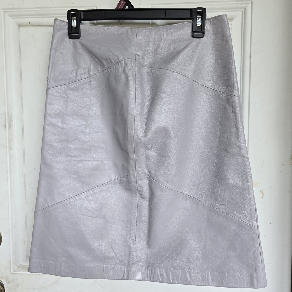 Elegant Gray Leather Skirt